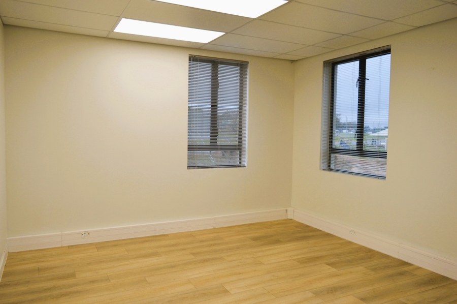 To Let Commercial Property for Rent in De Zoete Inval Western Cape